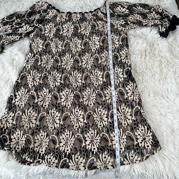 Umgee Off the Shoulder Dress Size Medium - Picture 9 of 9